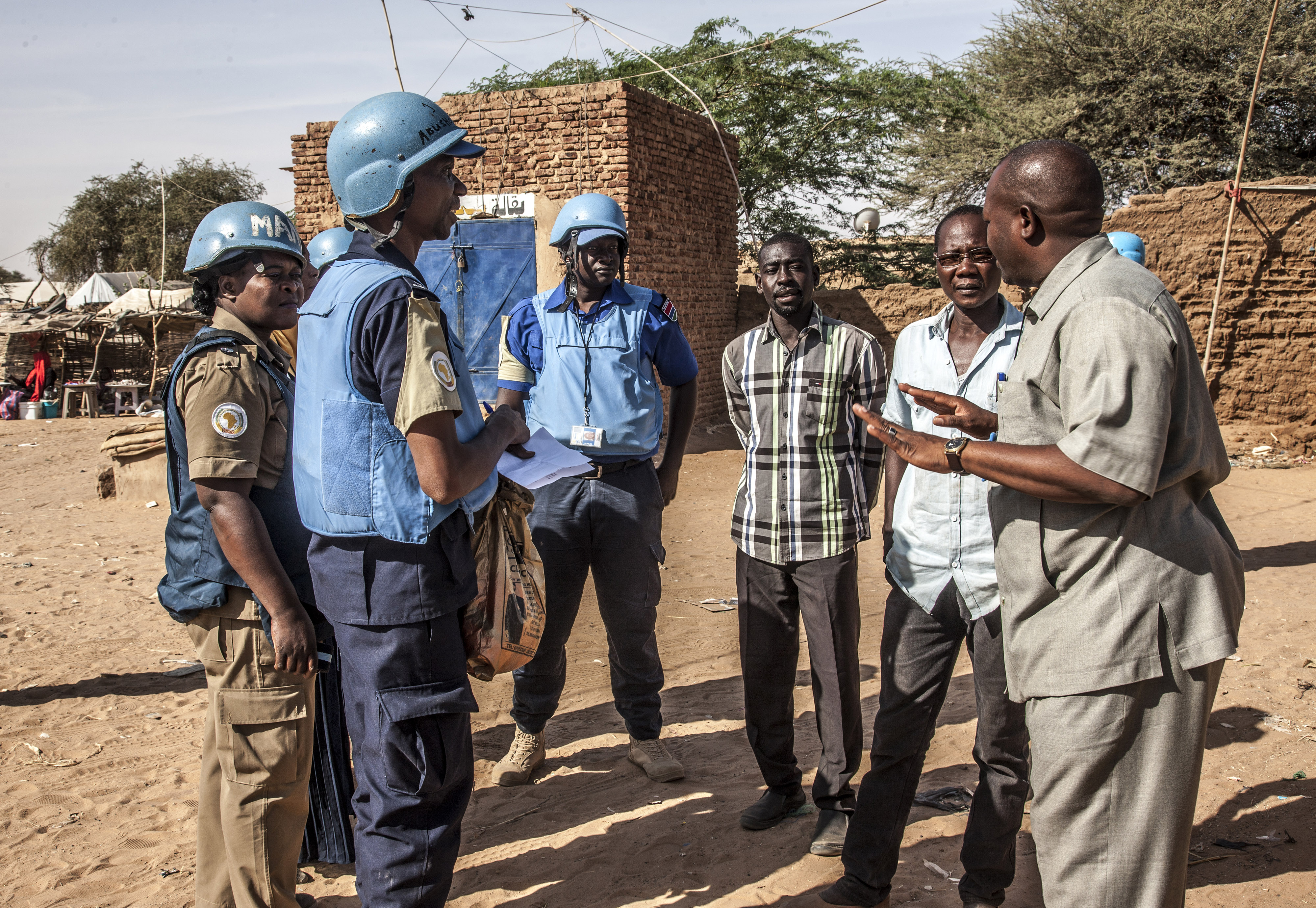 Tackling mis- and disinformation: Seven insights for UN peace operations