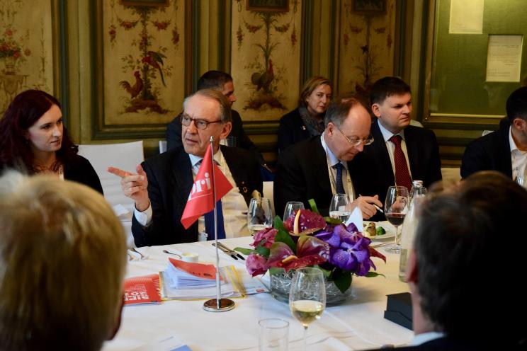 Ambassador Jan Eliasson, Chair of the SIPRI Governing Board making an intervention during the SIPRI roundtable discussion