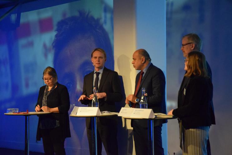 SIPRI co-hosts panel debate on the relationship between hunger and ...